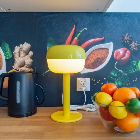 Alma In Cracow! 2 By The Gate To Old Town Apartment *